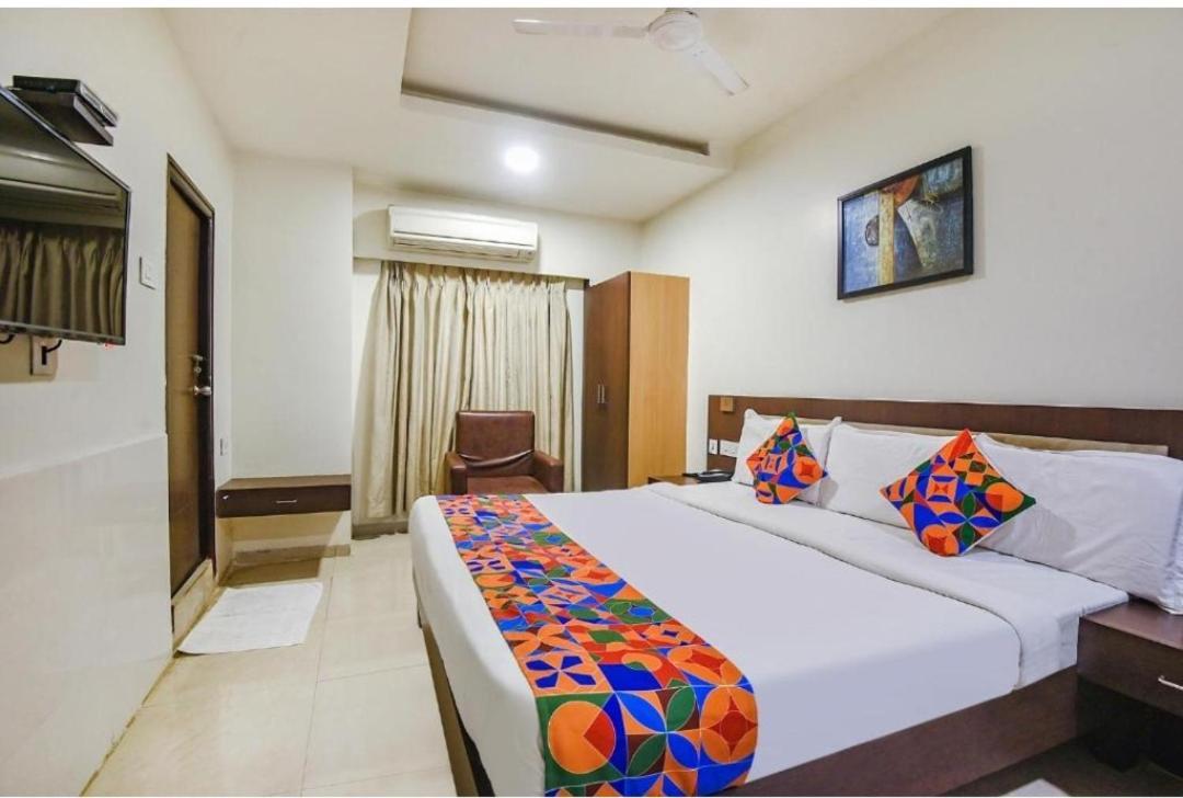 Hotel Leela Grand Inn Vijayawāda Exterior foto